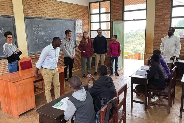 Teaching as Servants